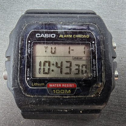 Casio W-720 Watch Men 38mm Black  Alarm Chronograph Daydate Octagon New Batt1