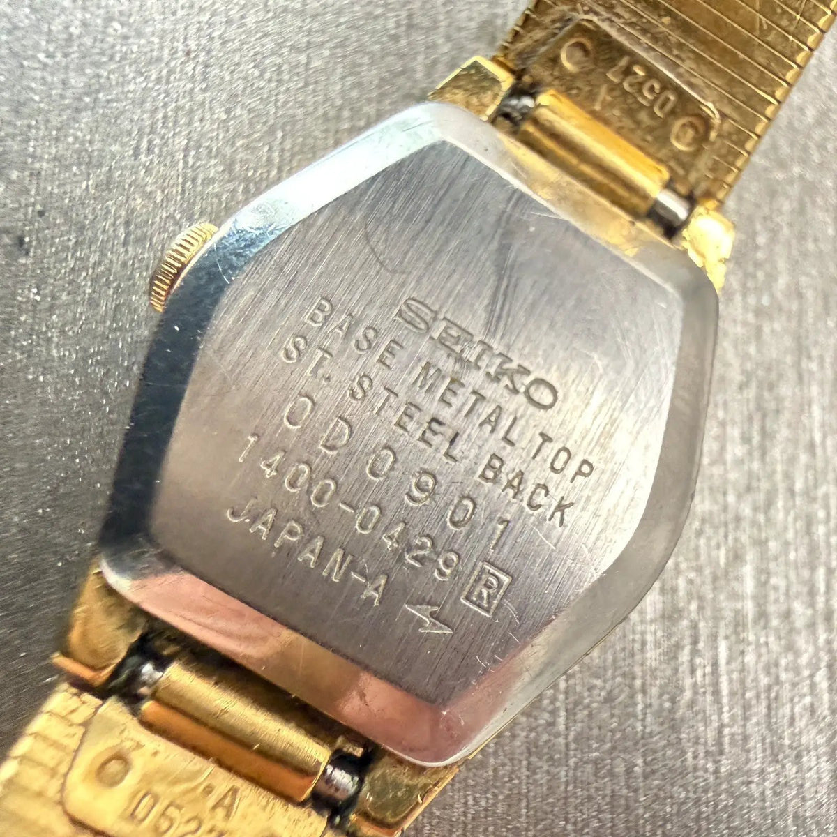 48304645
