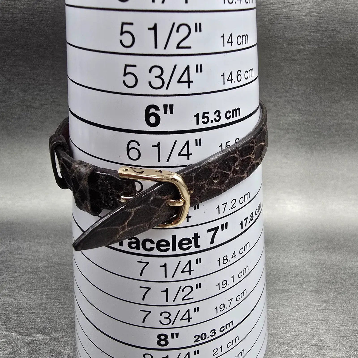 Seiko Watch Women 26mm Silver Dial Gold Tone Round 1N00-0D59 New Battery9