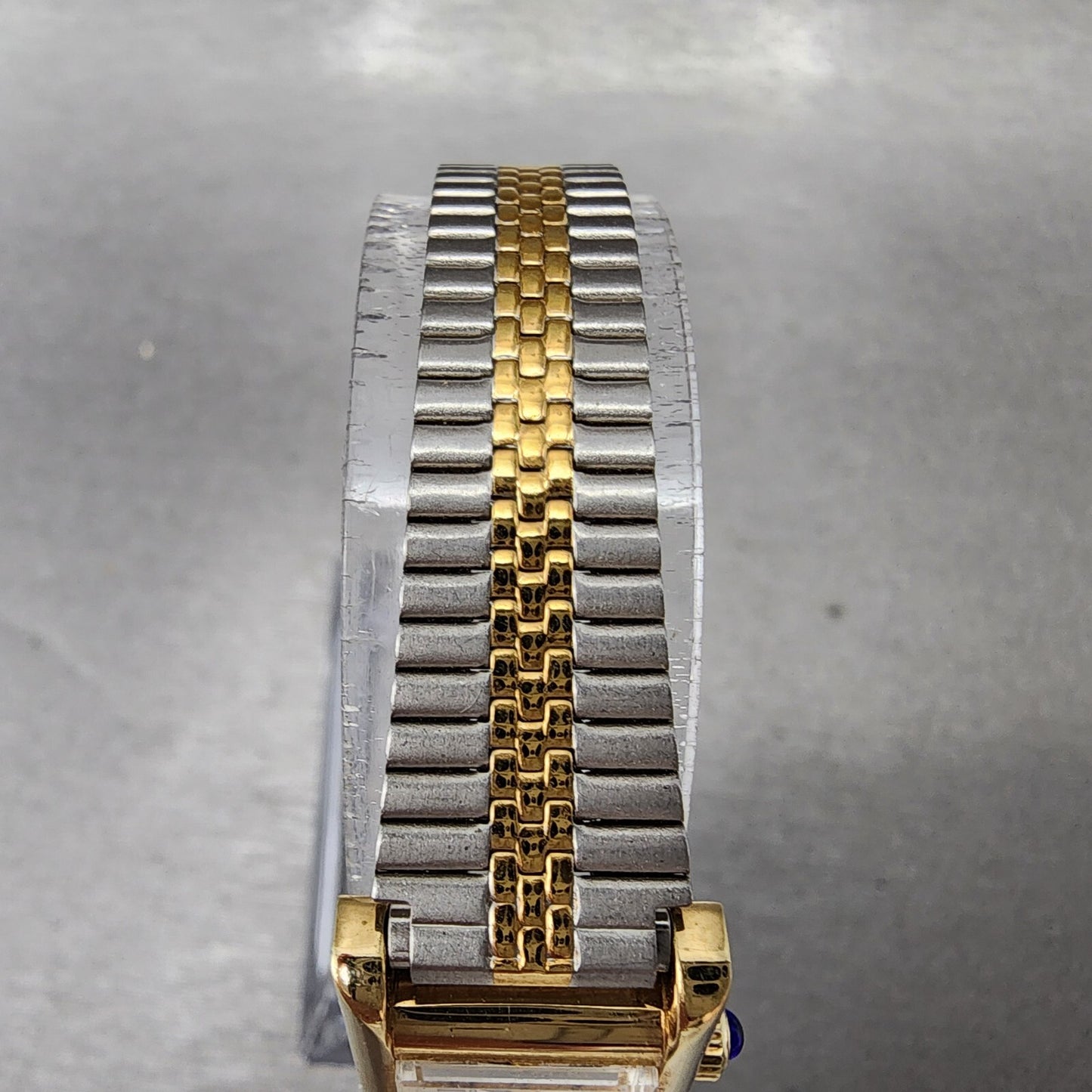 VTG Bulova Tank Watch Women 16mm White Dial Gold Tone Manual Wind Runs4
