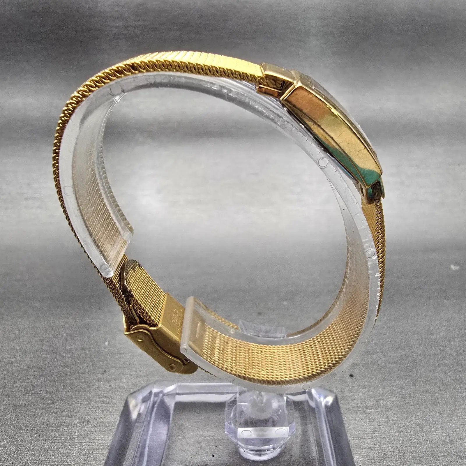 Skagen Tank Watch Women 14mm MOP Dial Gold Tone Rectangle 490SGG New Battery B8