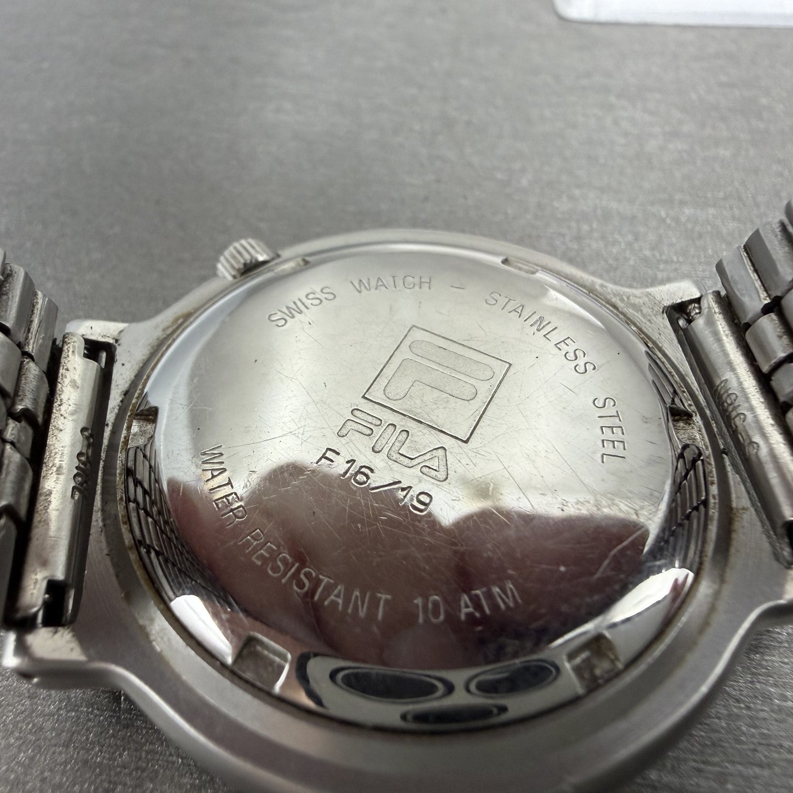 Fila Dive Watch Men 38mm Black Dial Silver Tone Round Date New Battery9