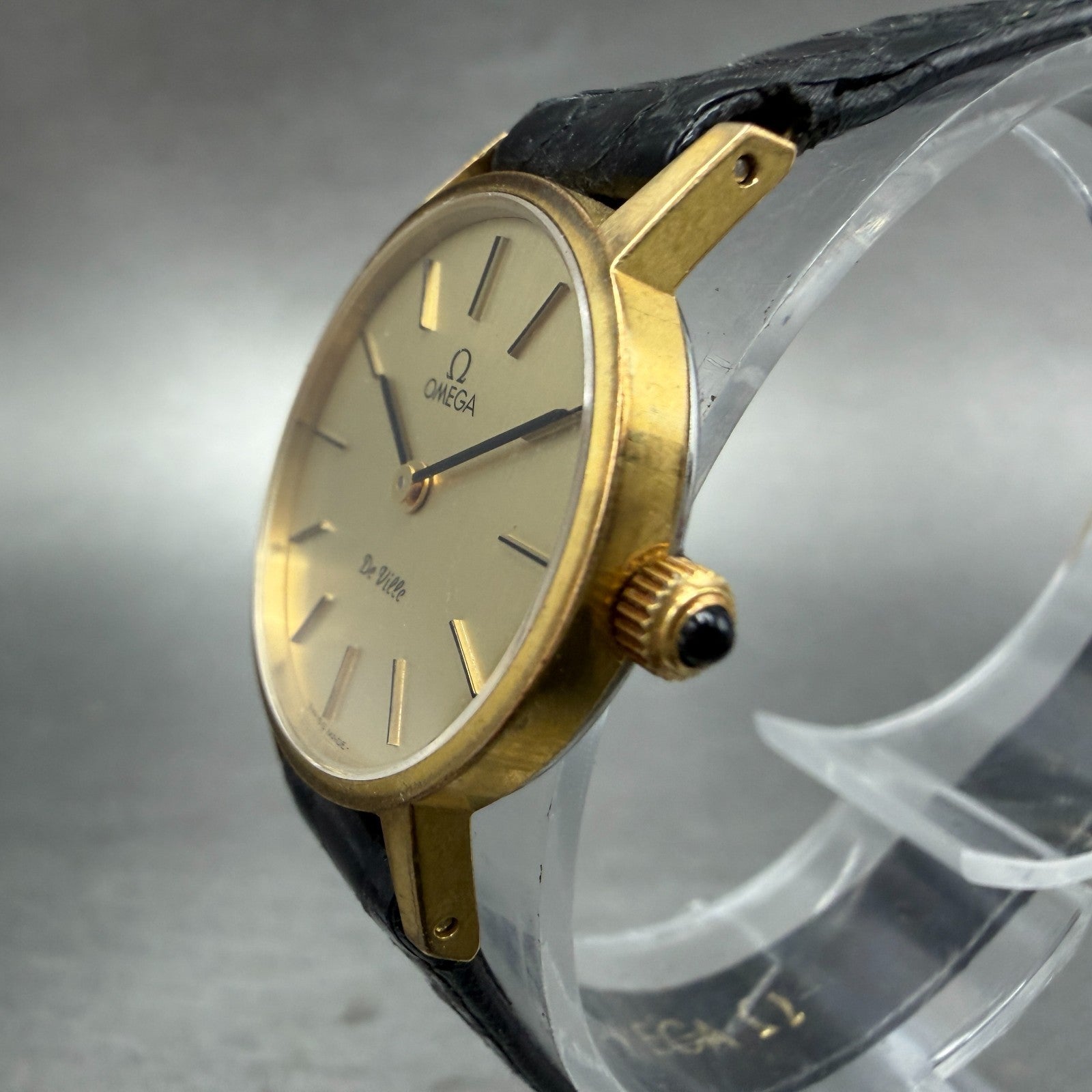 Omega De Ville Watch Women 24mm Gold Dial Gold Tone Round Manual Wind Runs VTG2