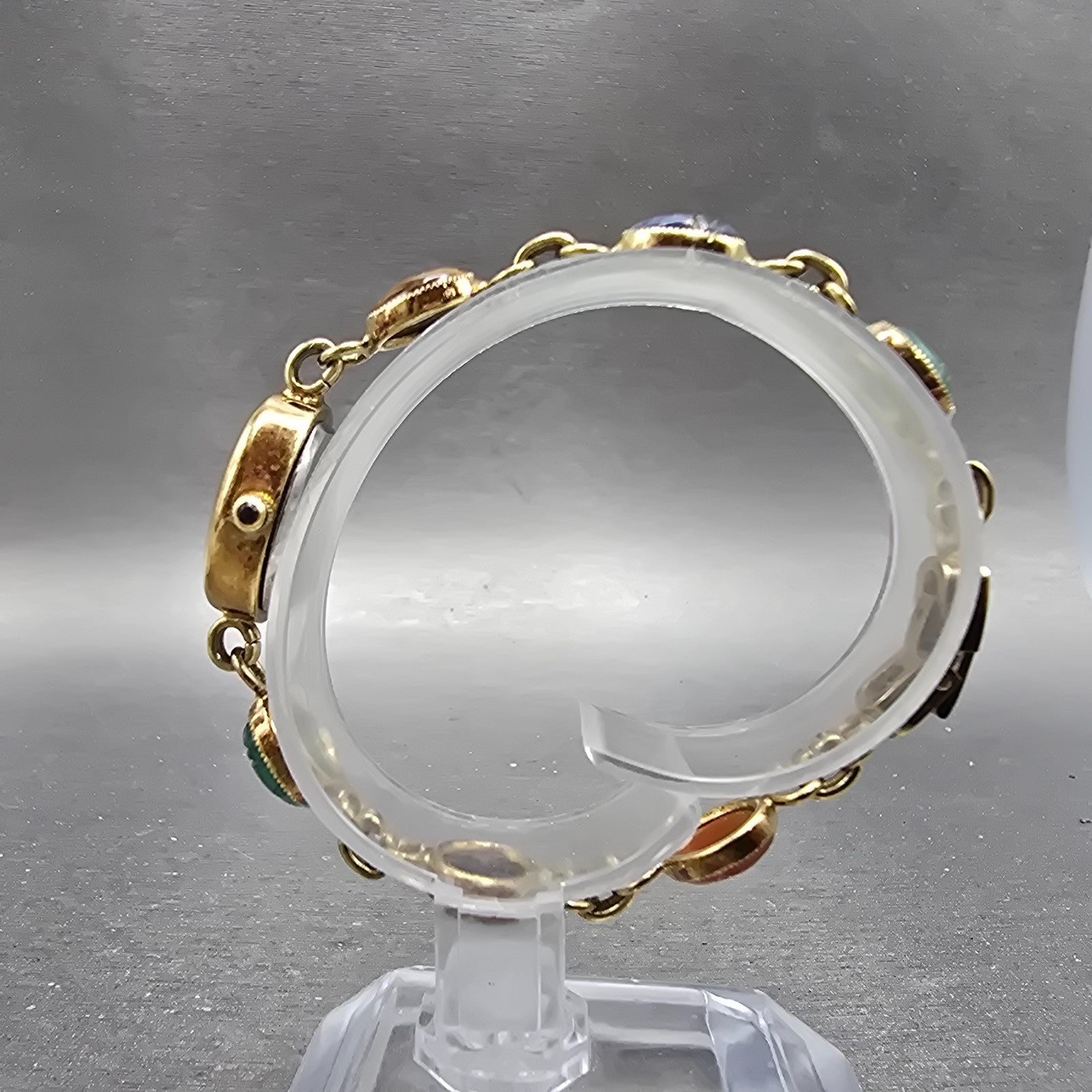 Sutton Watch Women 16mm MOP Dial Gold Tone Oval Gem Bracelets New Battery6