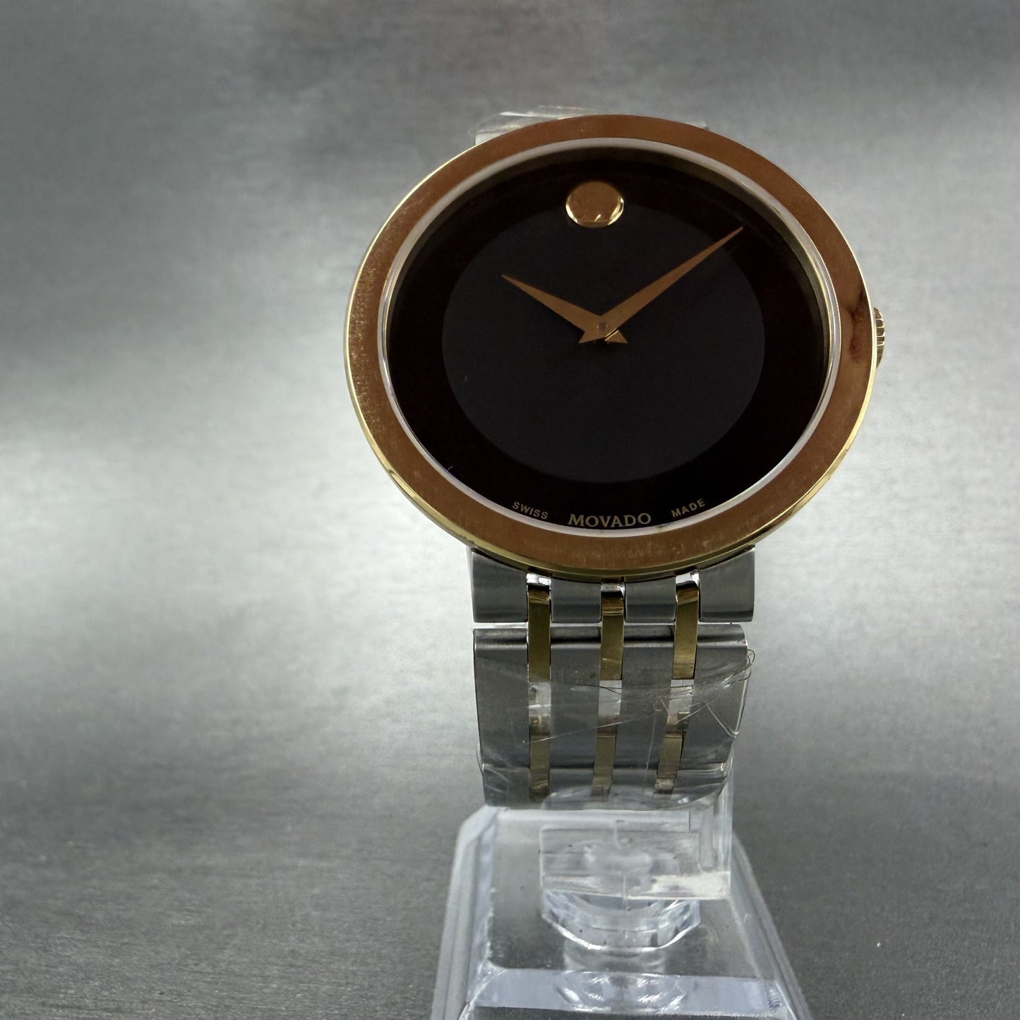 Movado Esperanza Watch Men 39mm Black Two Tone Round New Batt Bracelet 06070585