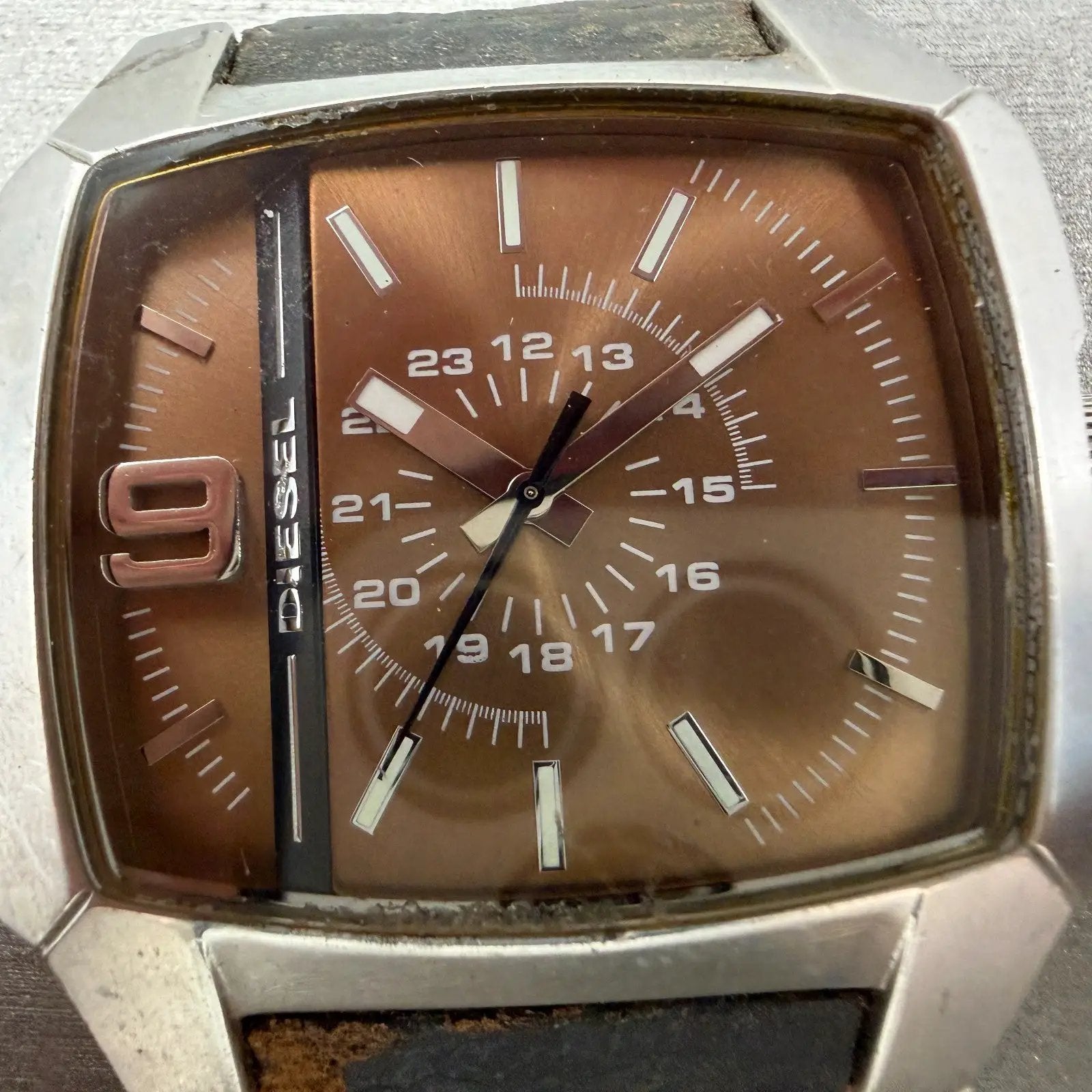 48043078