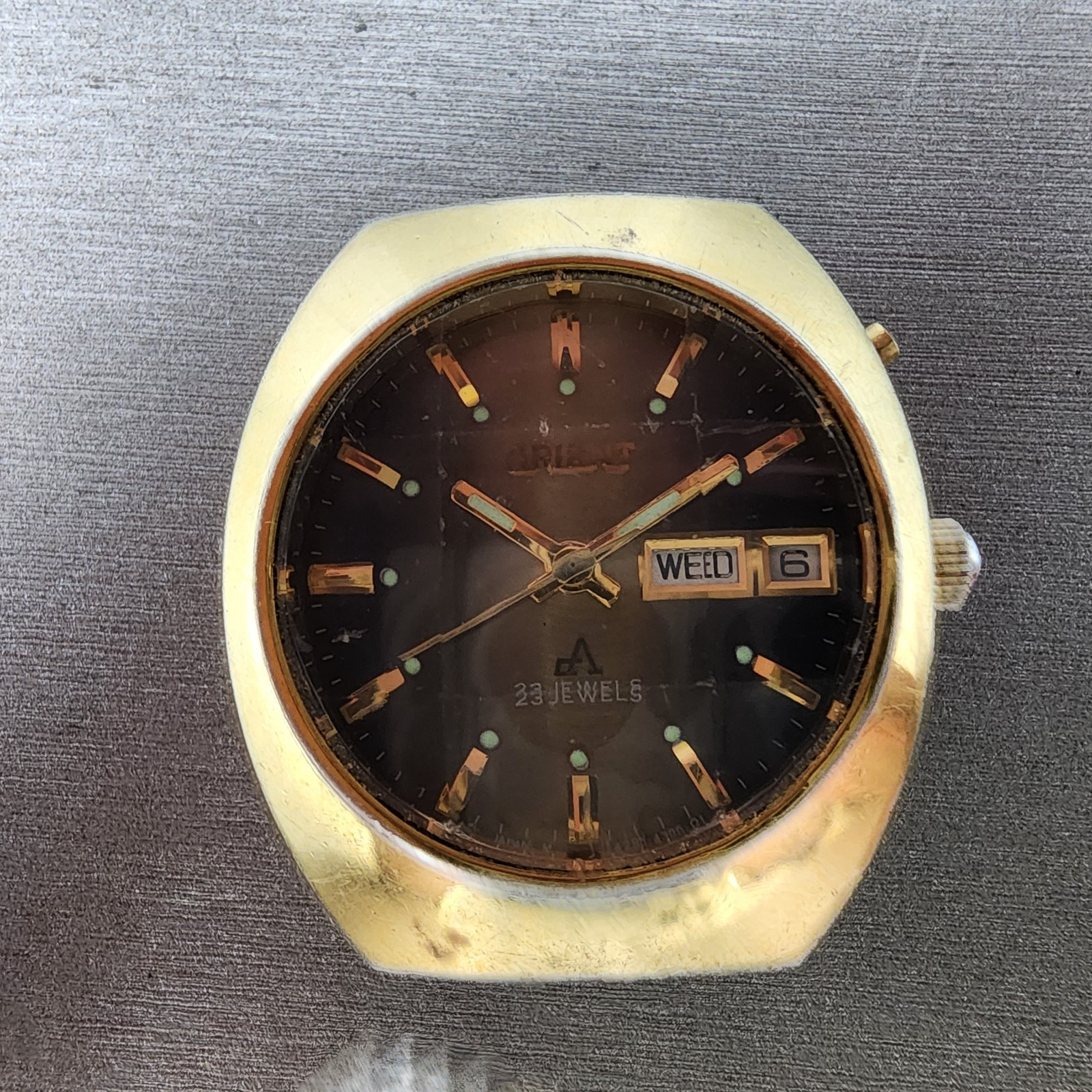 Orient ChronoAce Watch Men 36mm Brown Dial Gold Tone Daydate Automatic Runs1