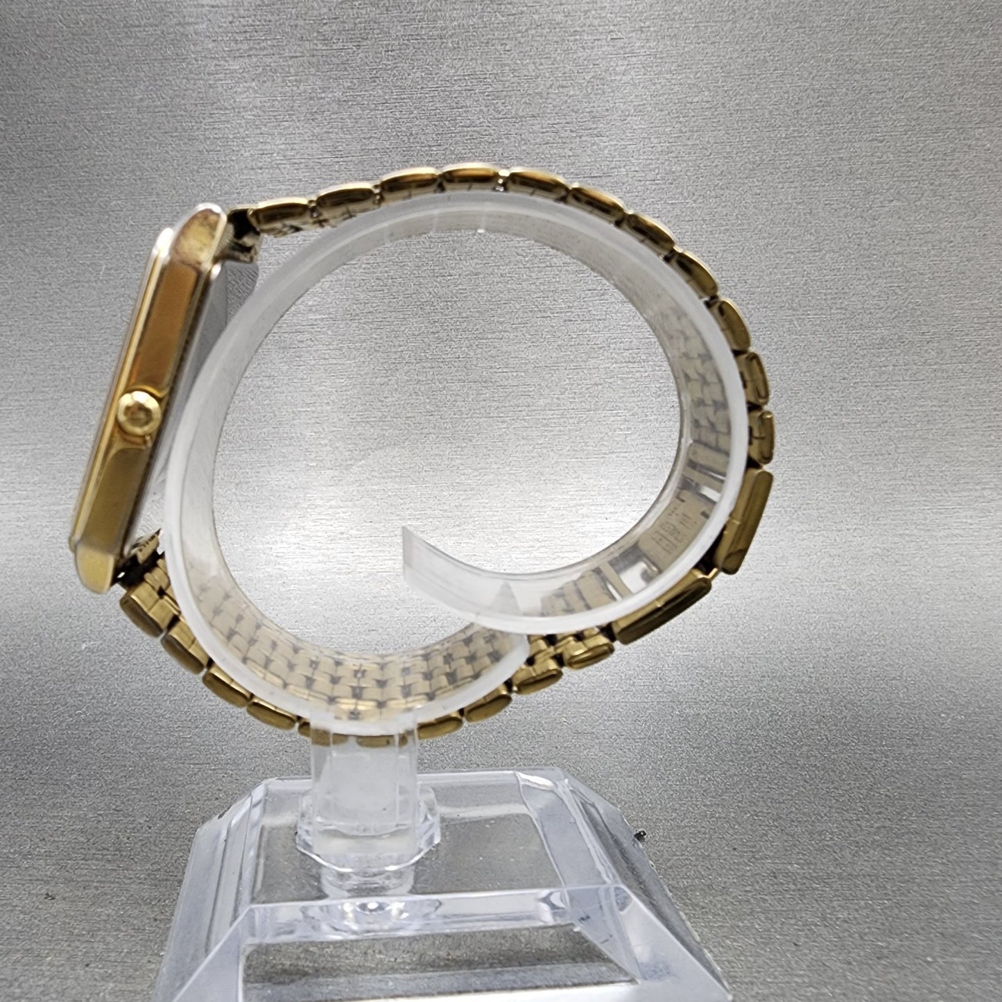 Seiko SX Tank Watch Men 27mm Black Dial Gold Tone V701-5G20 New Battery6