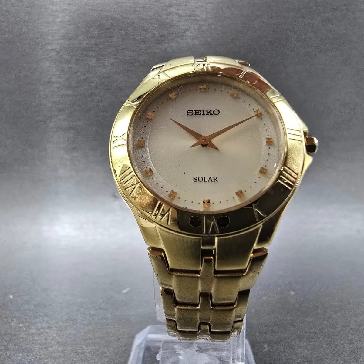 Seiko Solar Watch Women 30mm Cream Dial Gold Round V115-0BV0 Works Bracelet6