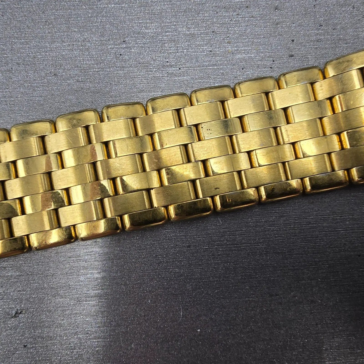 Citizen G820-T001688 Watch Band Gold Tone AR1002-56A Stiletto5