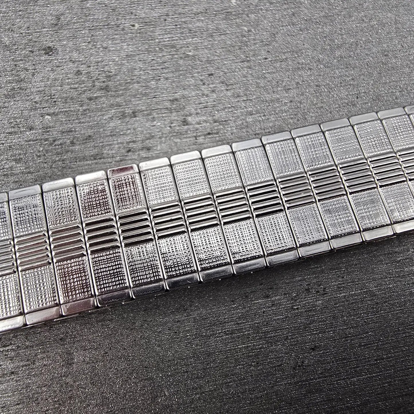Navajo Sterling Silver Watch Band Tips 17mm Lizard Design Stretch Band VTG6
