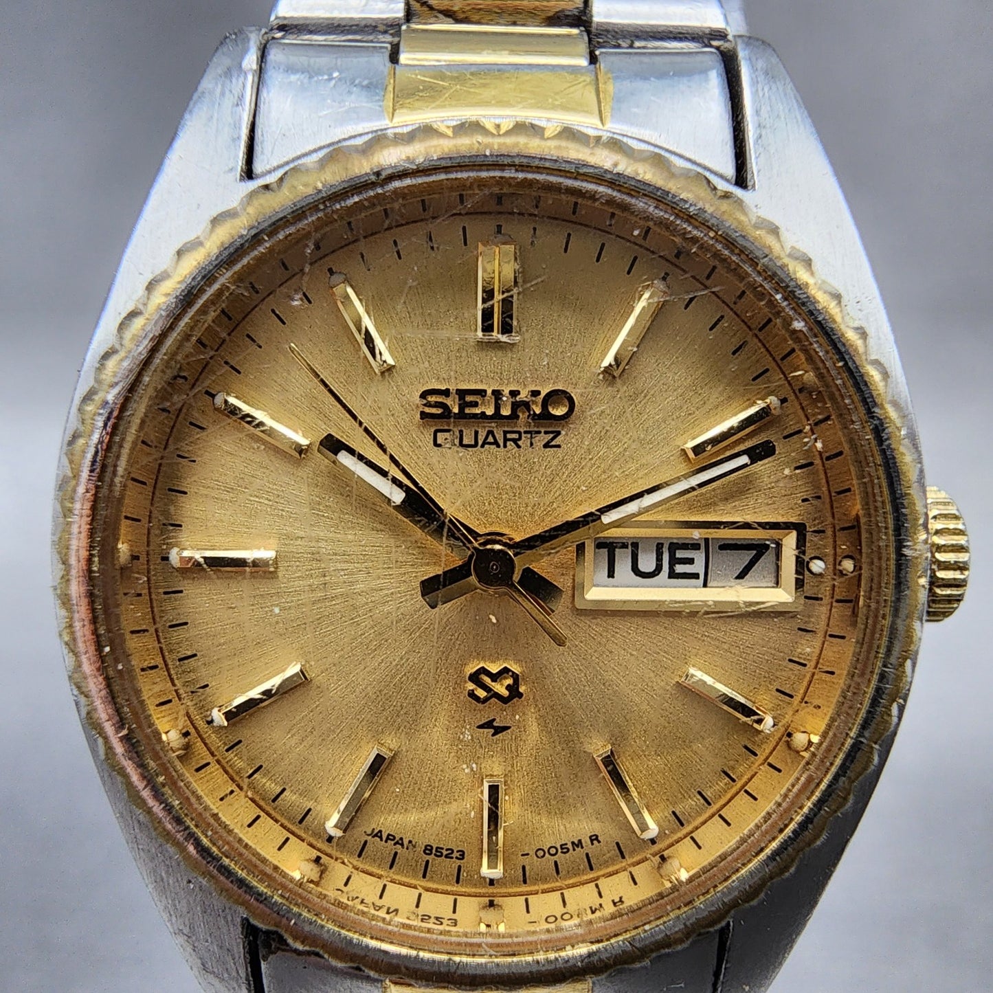 Seiko SQ Watch Women 24mm Champagne Dial Two Tone Daydate 85230050 New Battery1