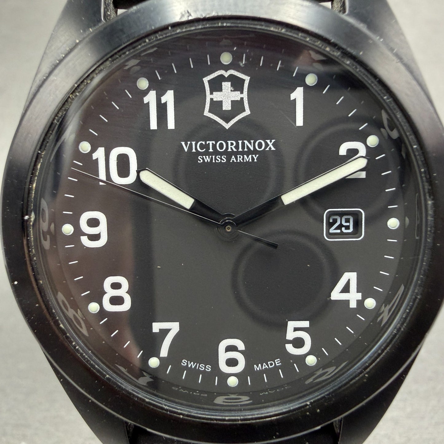 Victorinox Swiss Army Garrison Watch Men 40mm Black Dial Black Case Date PARTS2