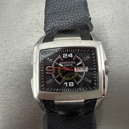 Diesel Bugout Watch Men 49mm Black Dial Steel Daydate Rectangle DZ-1215 New Batt0