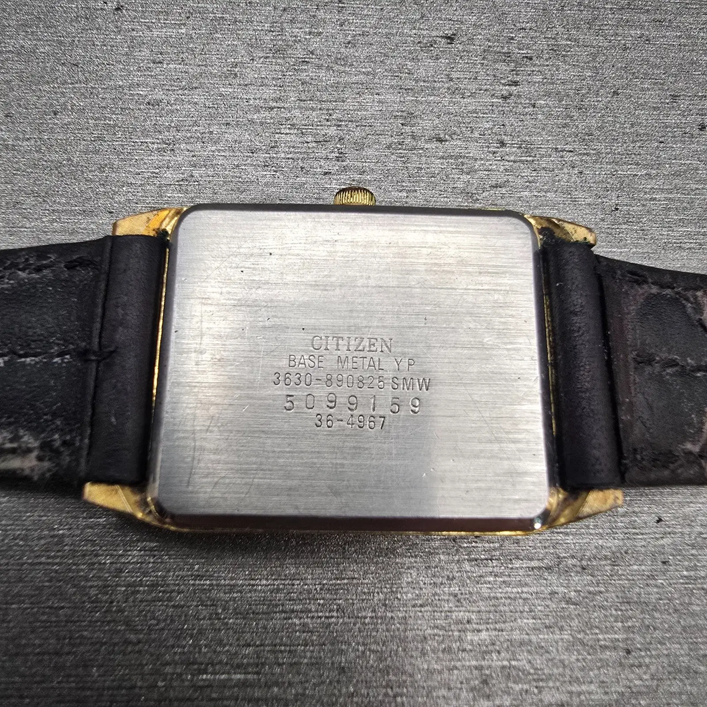 Citizen CQ Watch Men 25mm Black Dial Gold Tone Rectangle 3630-890825 New Battery10