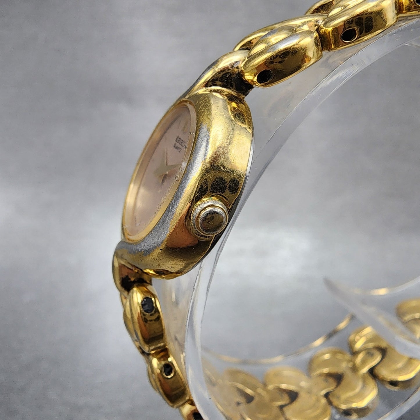 Seiko Watch Women 19mm Silver Dial Gold Tone Round 1n000k59 New Battery2