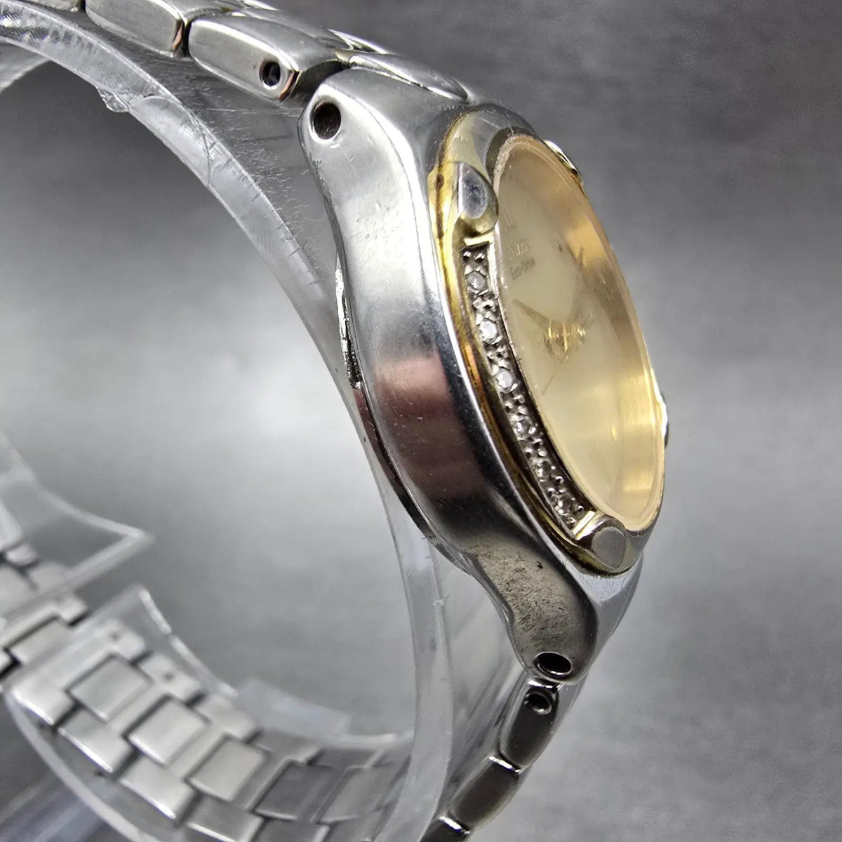 Citizen Eco-Drive Watch Women 25mm Cream Dial Two Tone Date Diamonds Runs JP3