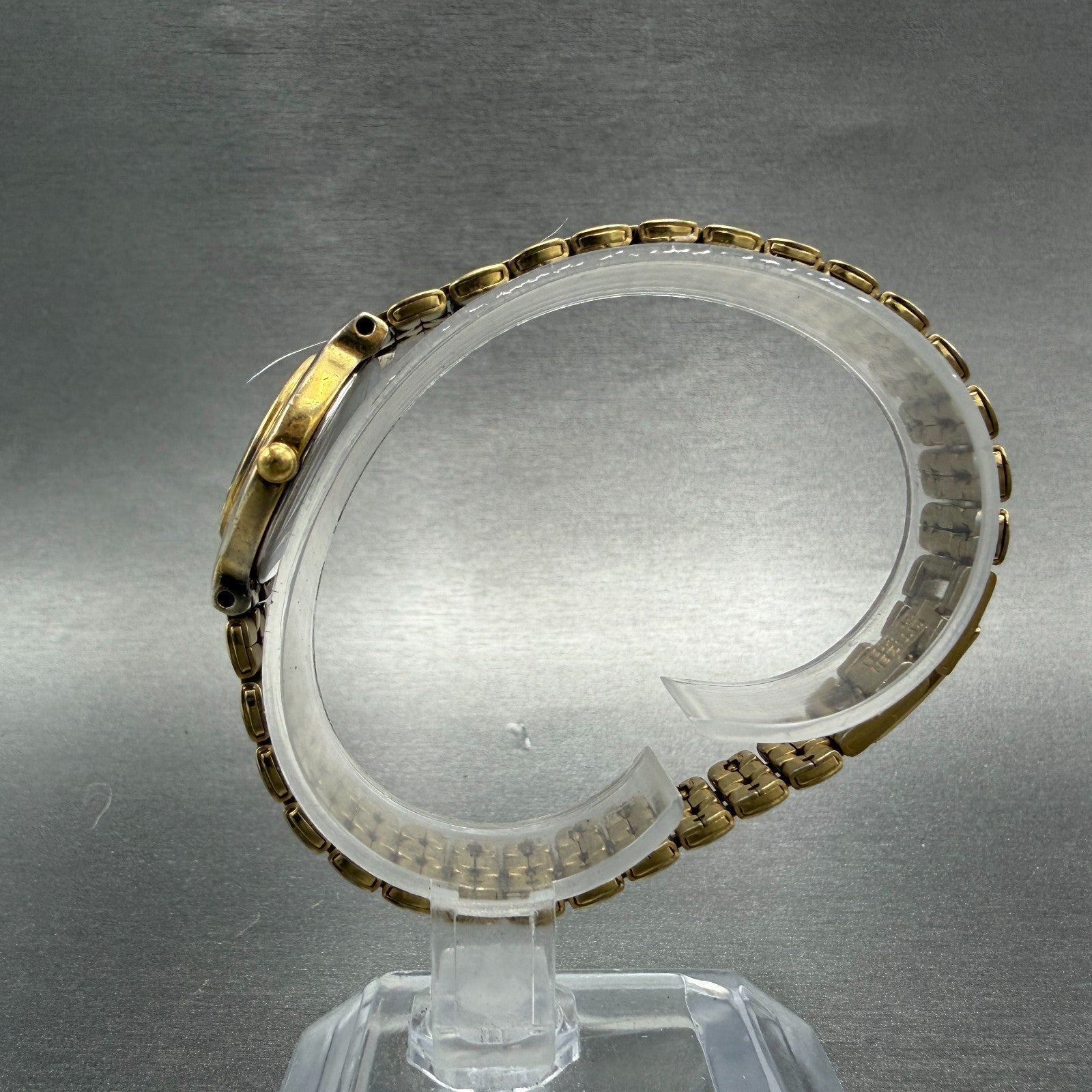 Citizen Watch Women 22mm Gold Dial Gold Tone Round 1020-S54554 New Battery6