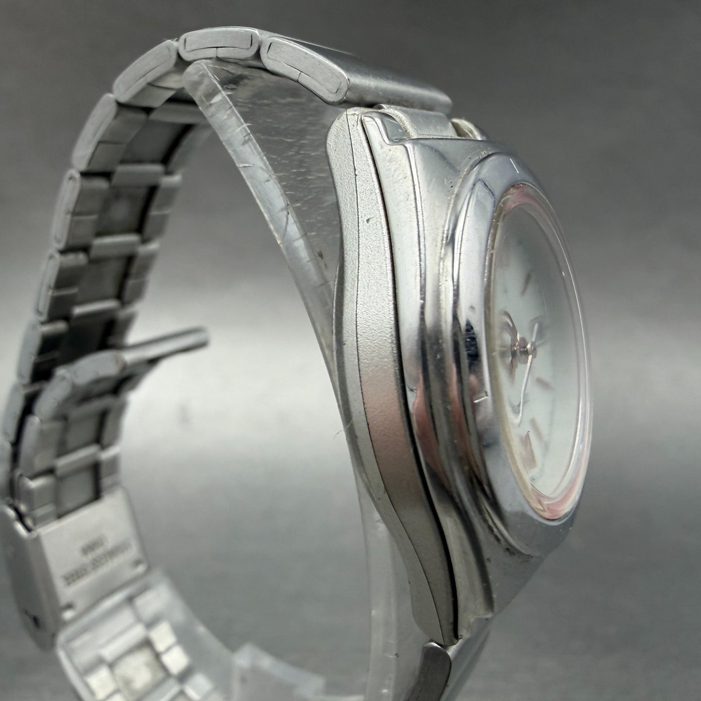 Casio Waveceptor Watch Women 28mm White Dial Silver Tone Date LWQ-10 Works Solar3