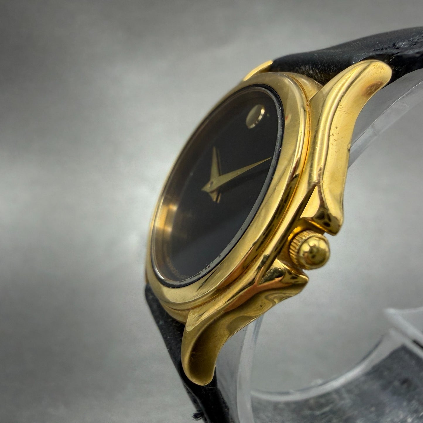 Movado Museum Watch Women 28mm Black Dial Gold Tone Round 87D1823 PARTS3