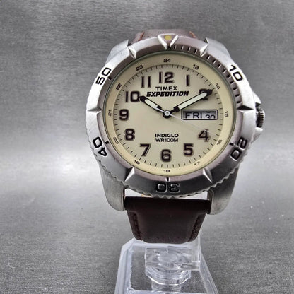 Timex Expedition Dive Watch Men 40mm Cream Dial Silver Tone Daydate New Battery5