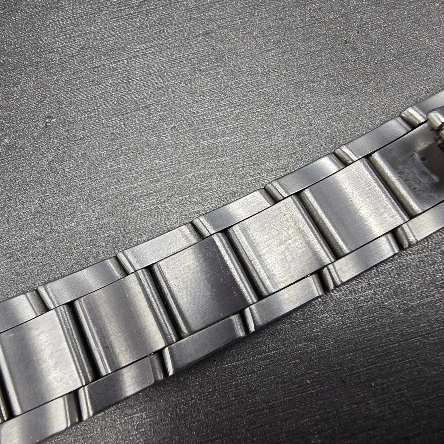 Movado Museum Bracelet 18mm Two Tone Stainless Steel Butterfly Clasp 85-G1-88511
