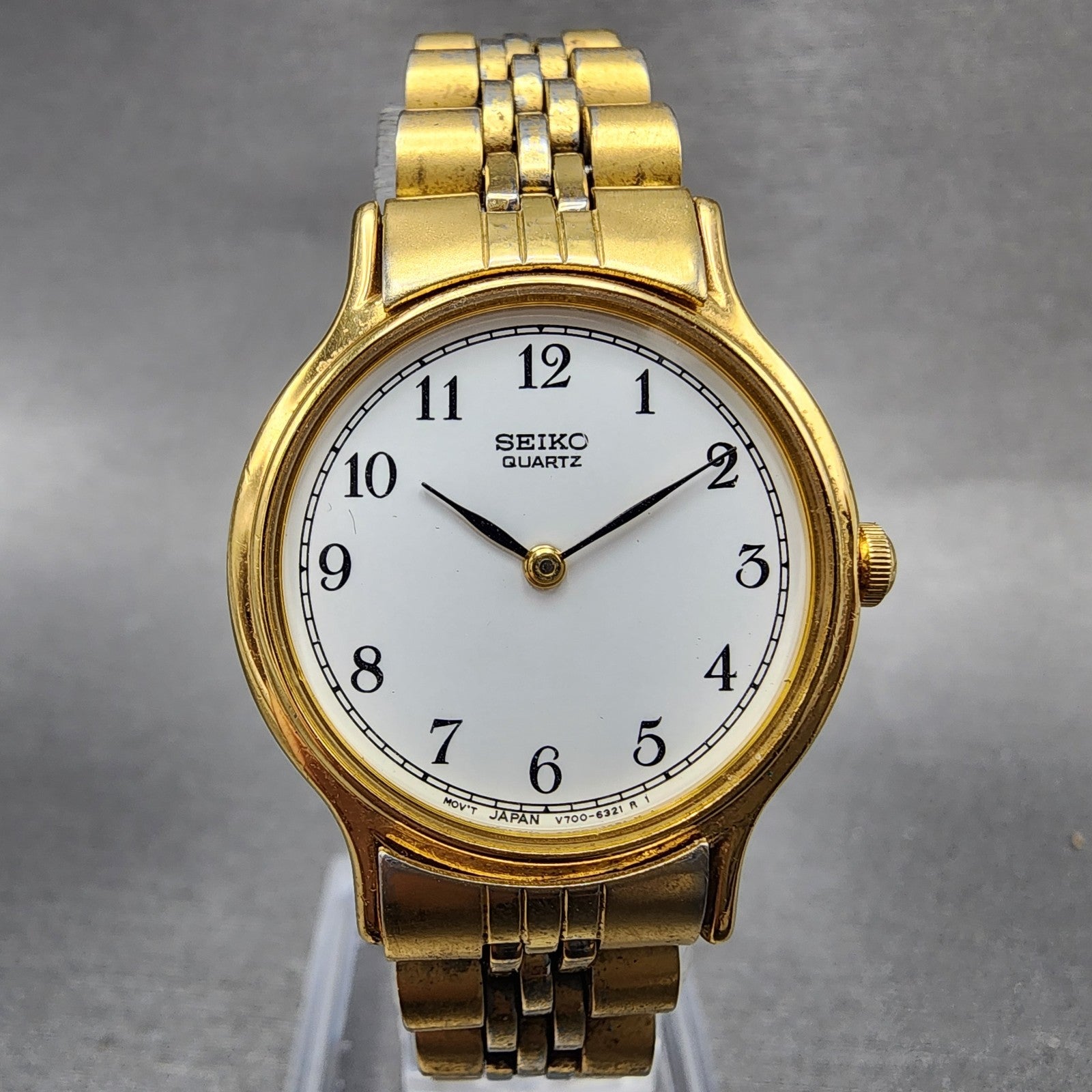 Seiko Watch Women 26mm White Dial Gold Tone Round V7006091 New Battery0