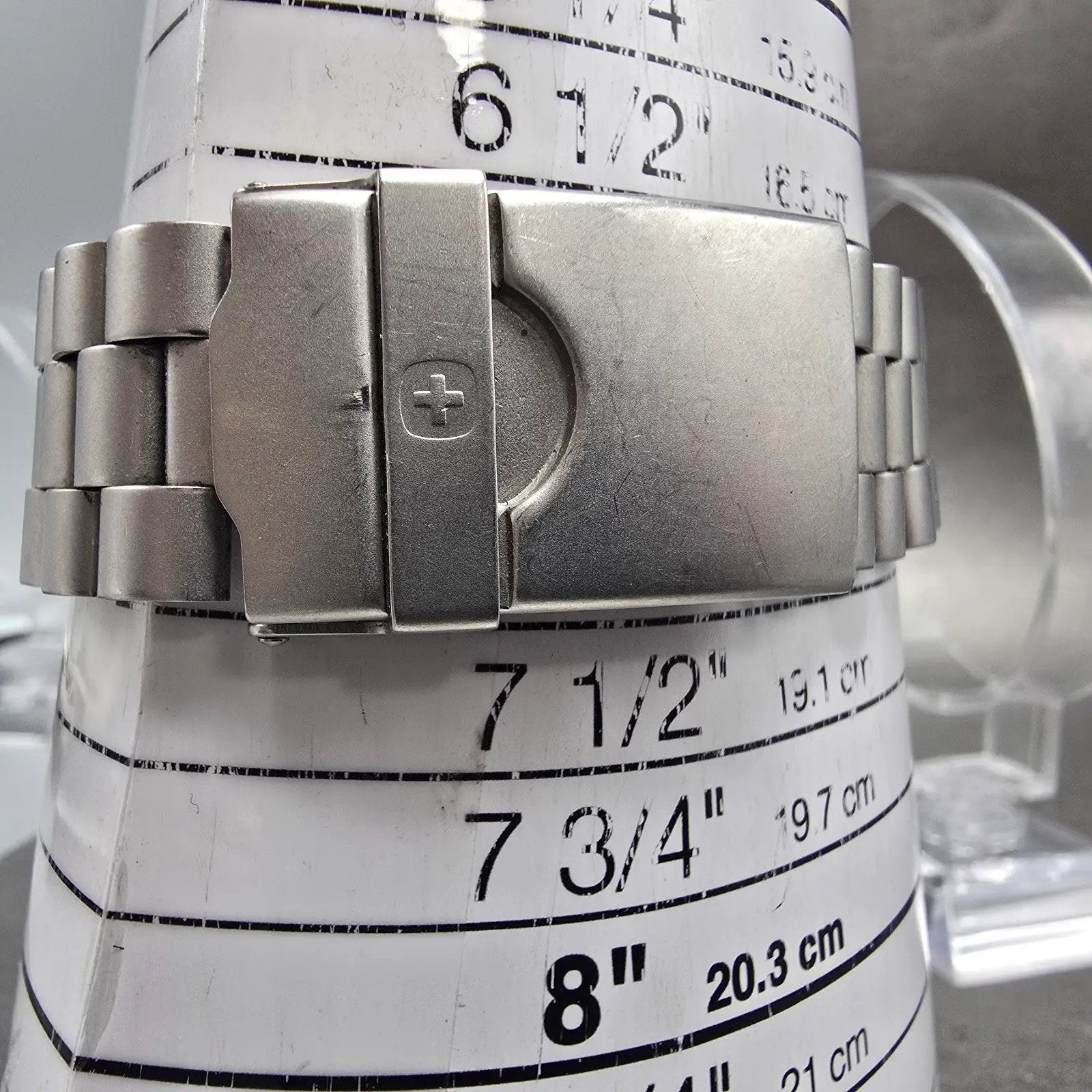 Victorinox Swiss Army Officer Watch Men 40mm White Dial Steel Date Round PARTS L11