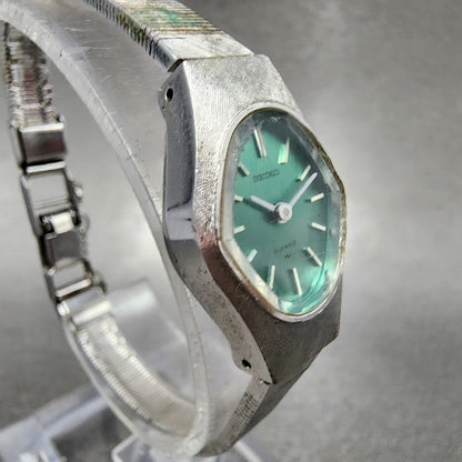 Seiko Watch Women 17mm Green Dial Silver Tone Manual 118240 Runs3
