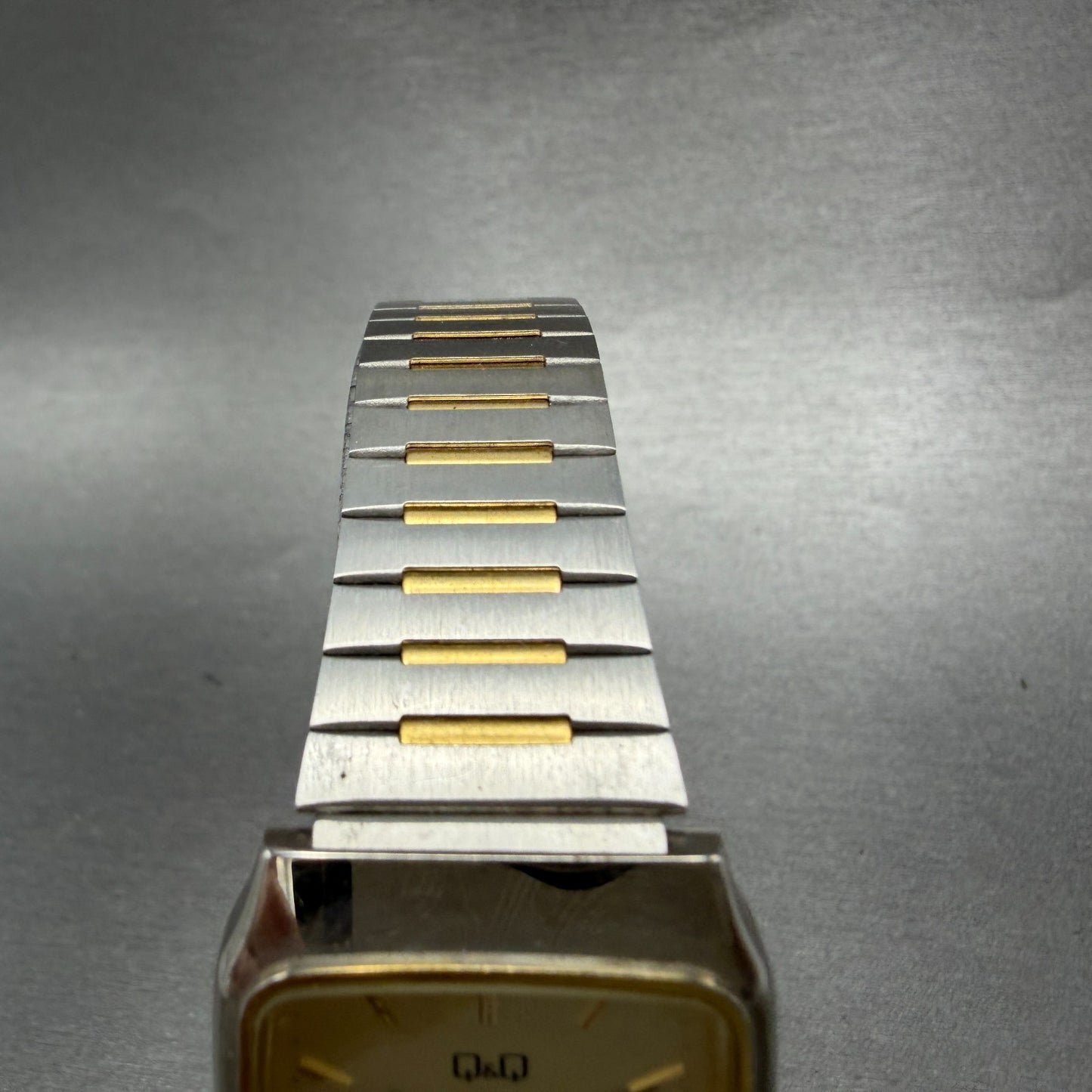 Citizen Q&Q Tank Watch Unisex  27mm Champagne Dial Two Tone Octagon New Battery4