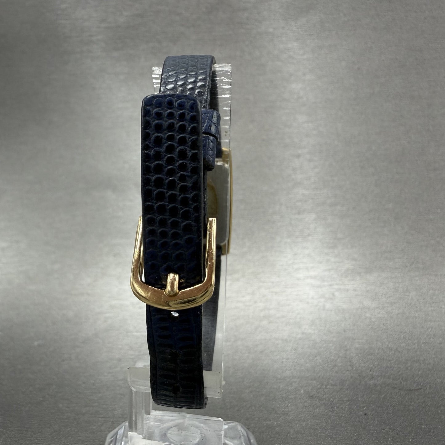 Seiko Tank Watch Women 15mm Blue Dial Gold Tone Rectangle 4N005369 New Battery7