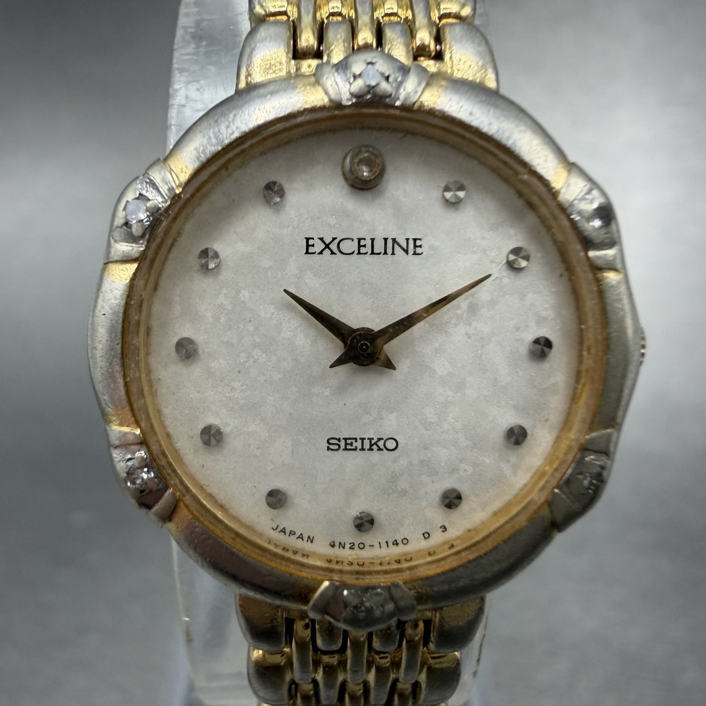 Seiko Exceline Watch Women 21mm White Dial Gold Tone Round 4N20-0640 New Batt1