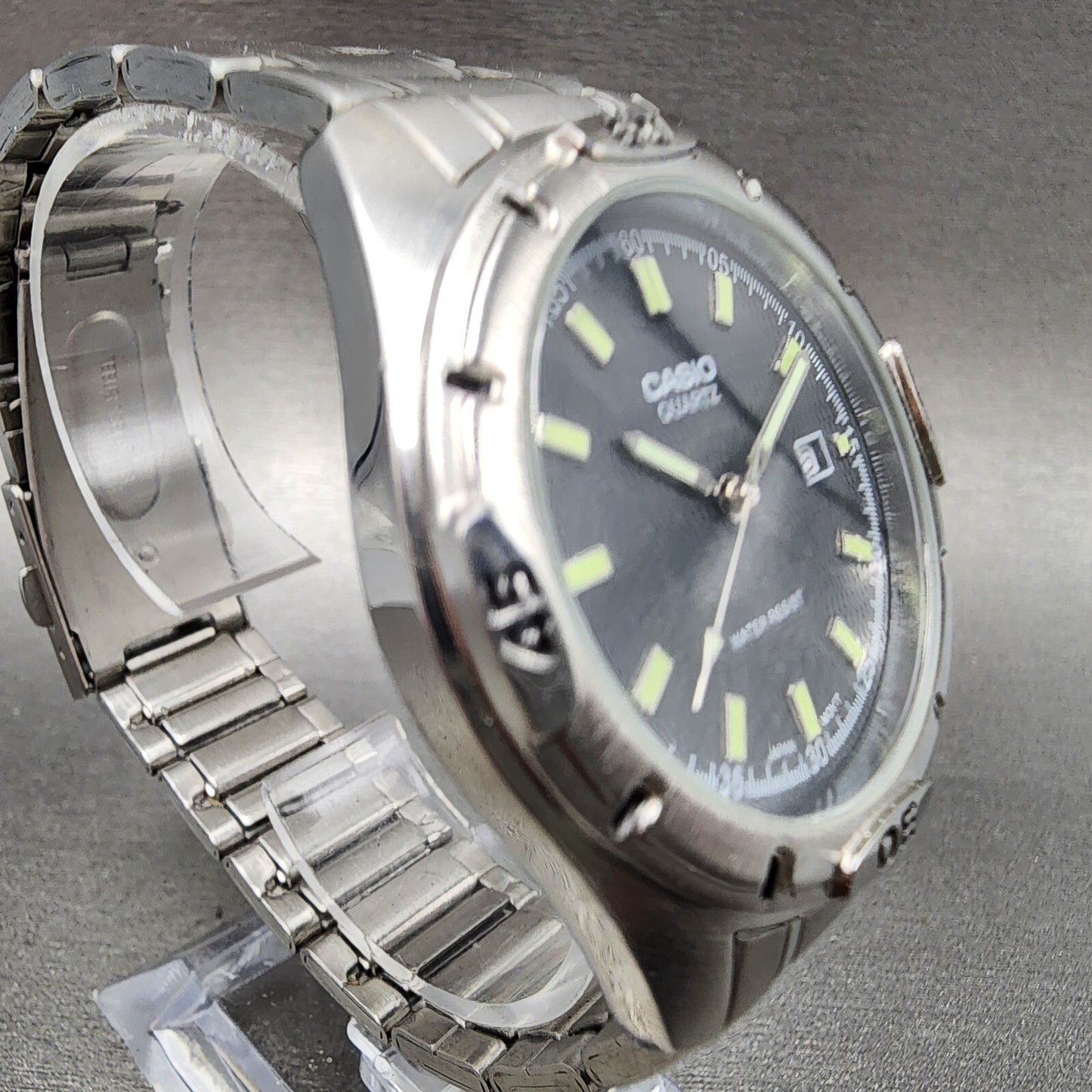 Casio MTP1244 Dive Watch Men 41mm Black Dial Silver Tone Date Round New Battery3