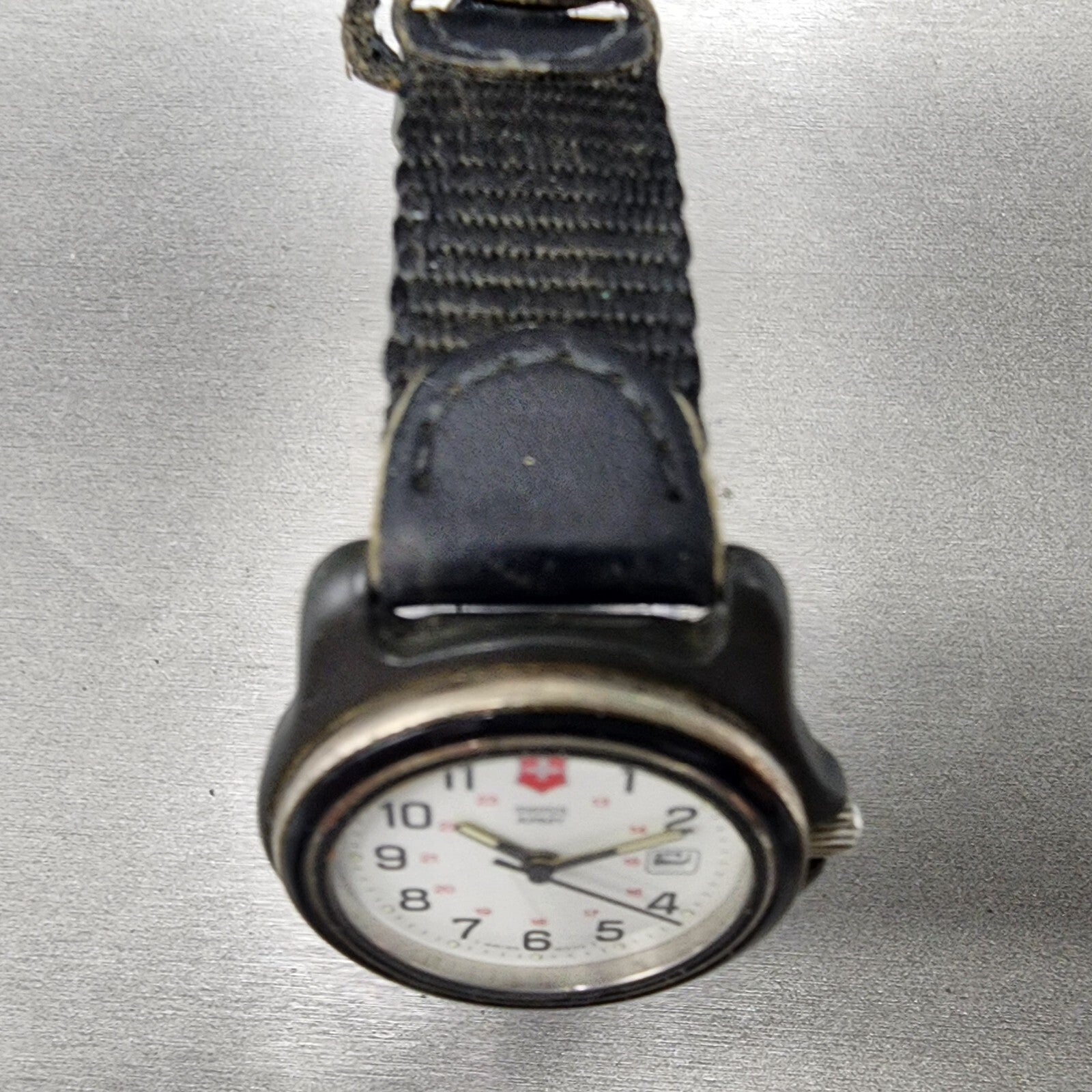 Victorinox Swiss Army Watch Women 33mm White Dial Black Tone Round New Battery4