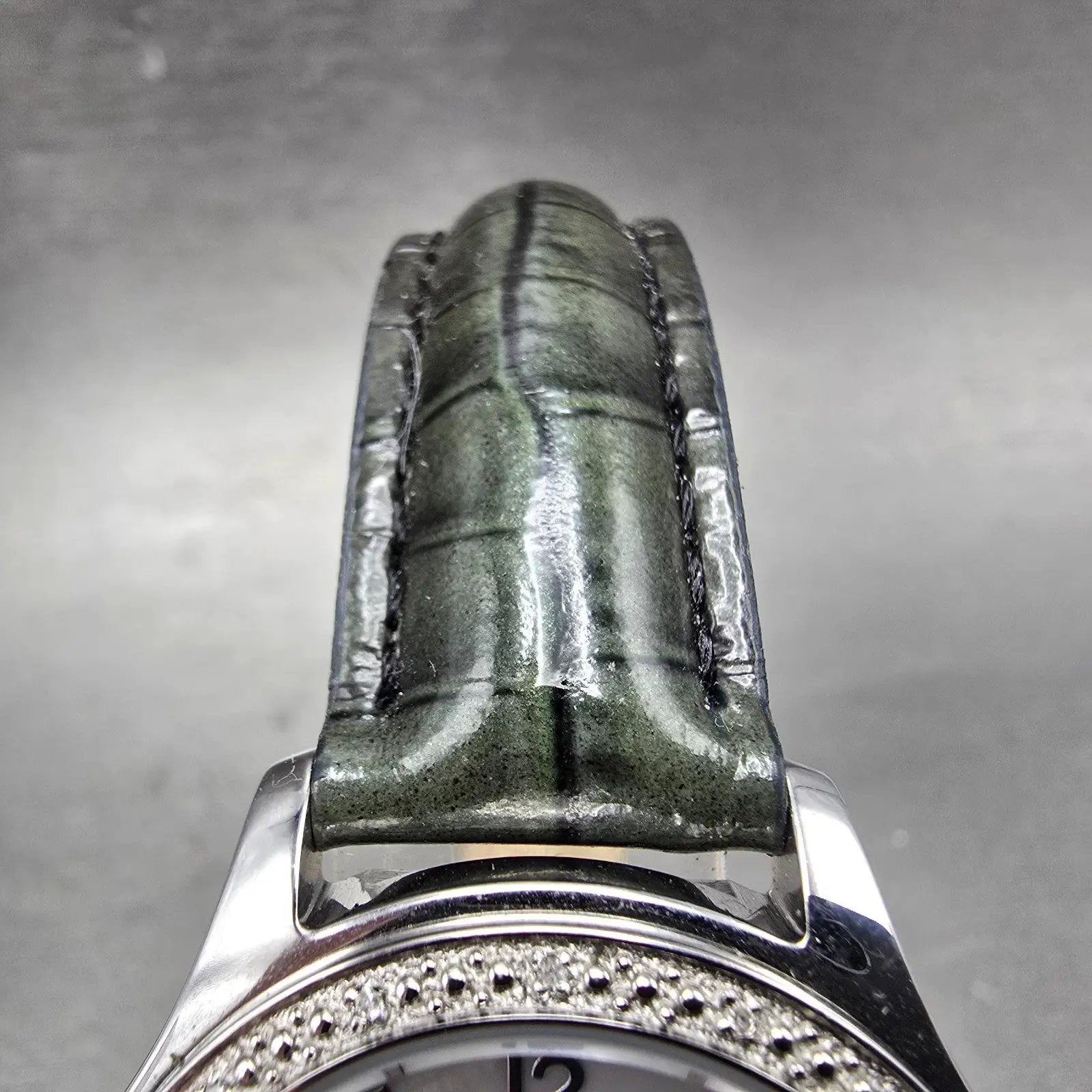 Invicta Watch Women 33mm MOP Dial Silver Tone Date Round 5992 New Battery Green4