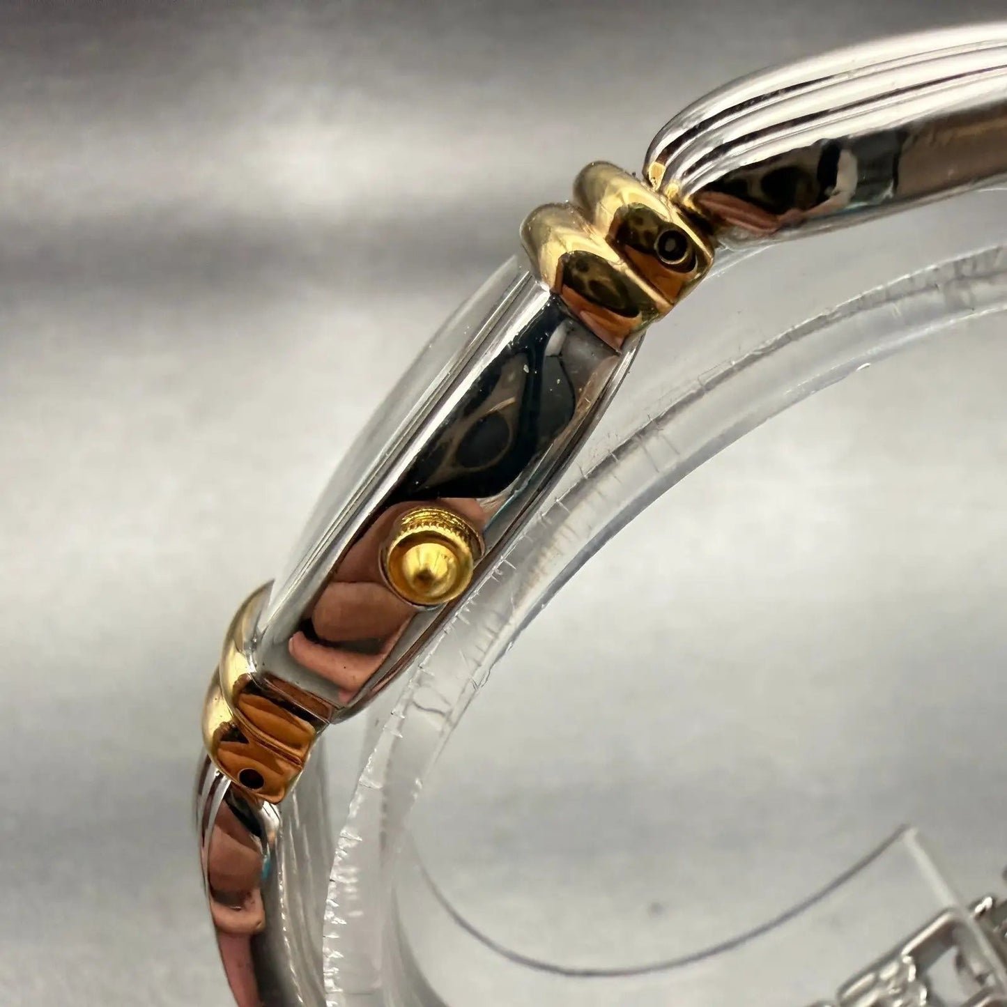 Seiko Watch Women 16mm White Dial Two Tone Oval Y150-5N90 New Battery Vintage2