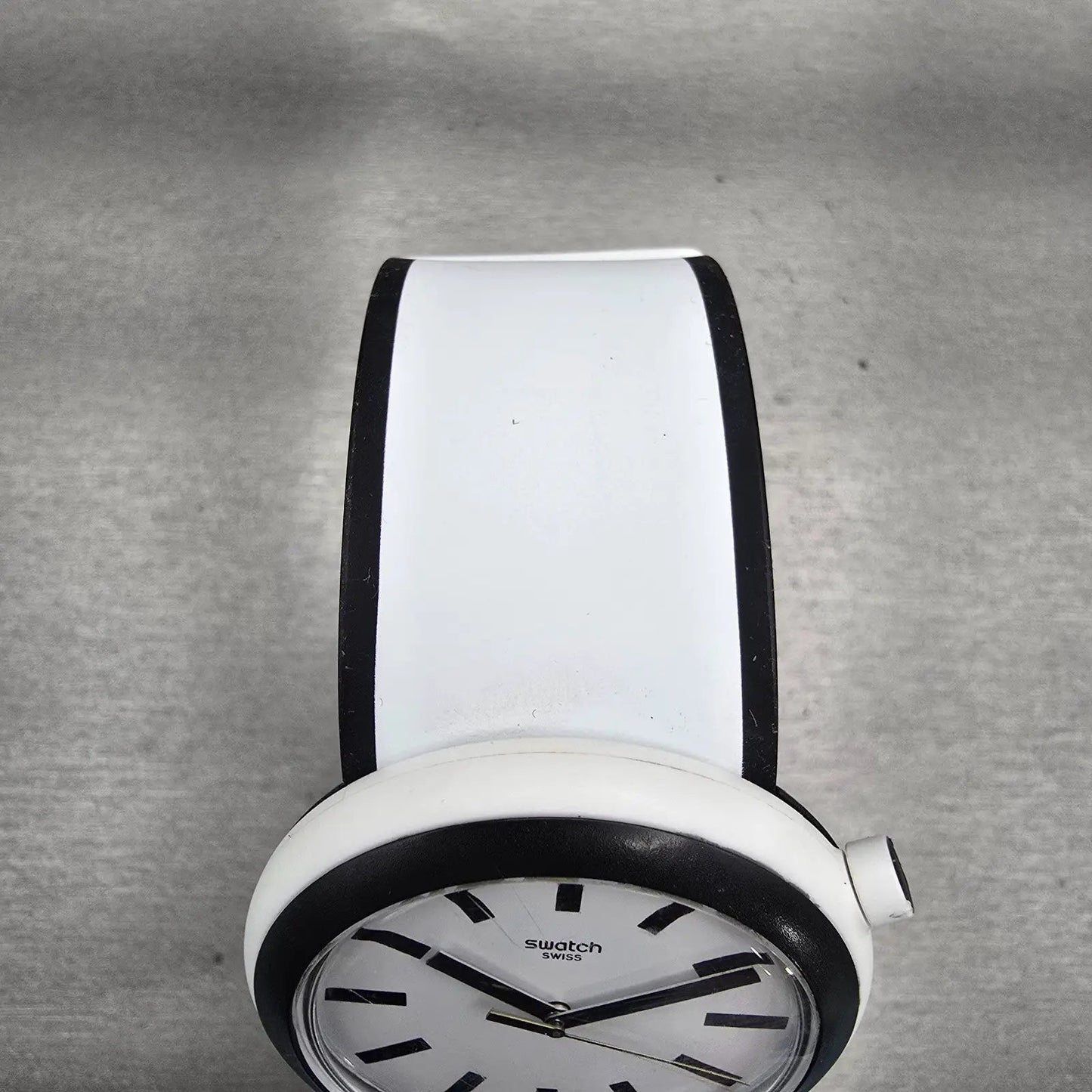 Swatch POPMOVING Watch Men 45mm White Dial Two Tone Round PWN100 New Battery4