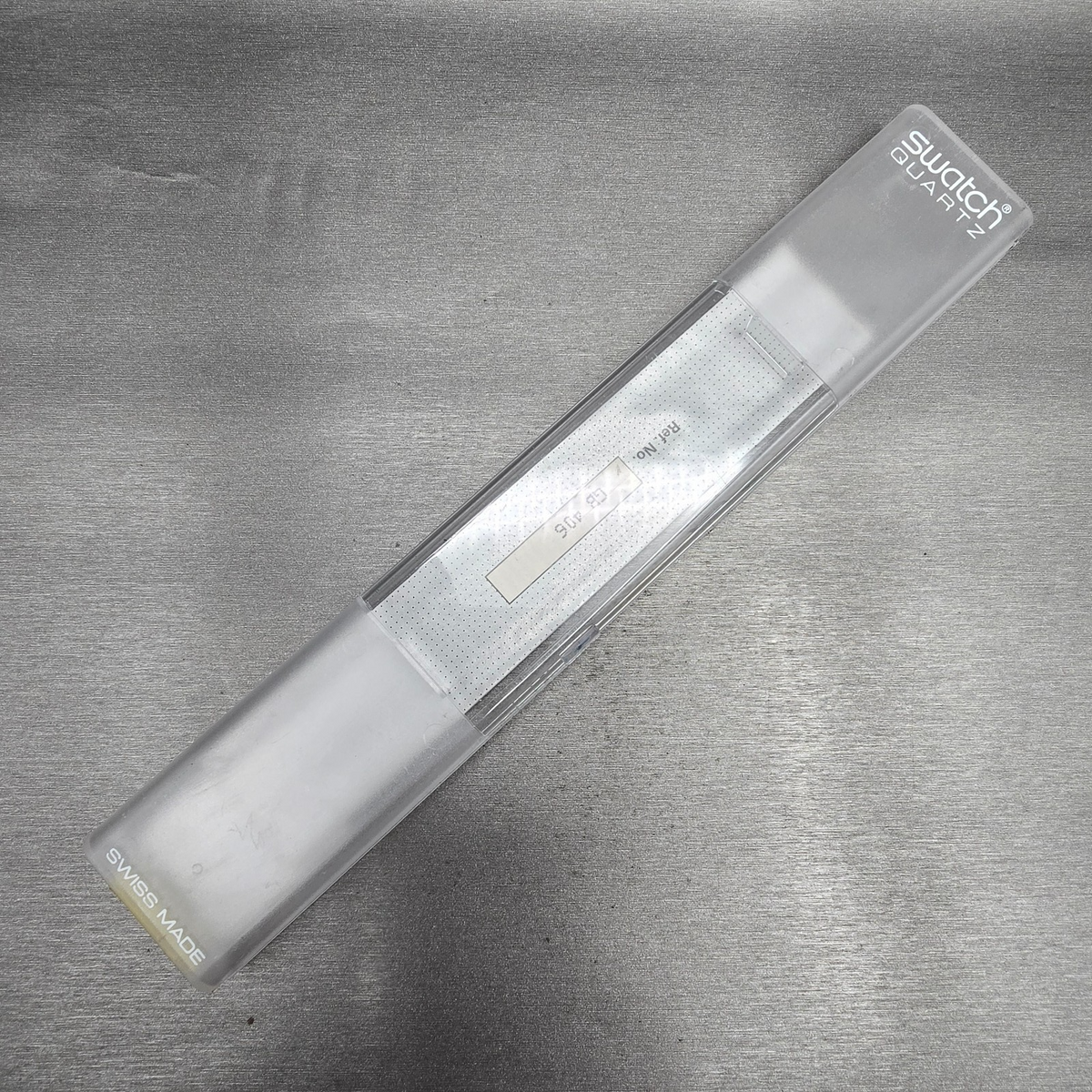 Swatch X-Rated Watch Men 34mm White Dial Black Tone Date GB406 New Battery NOS17