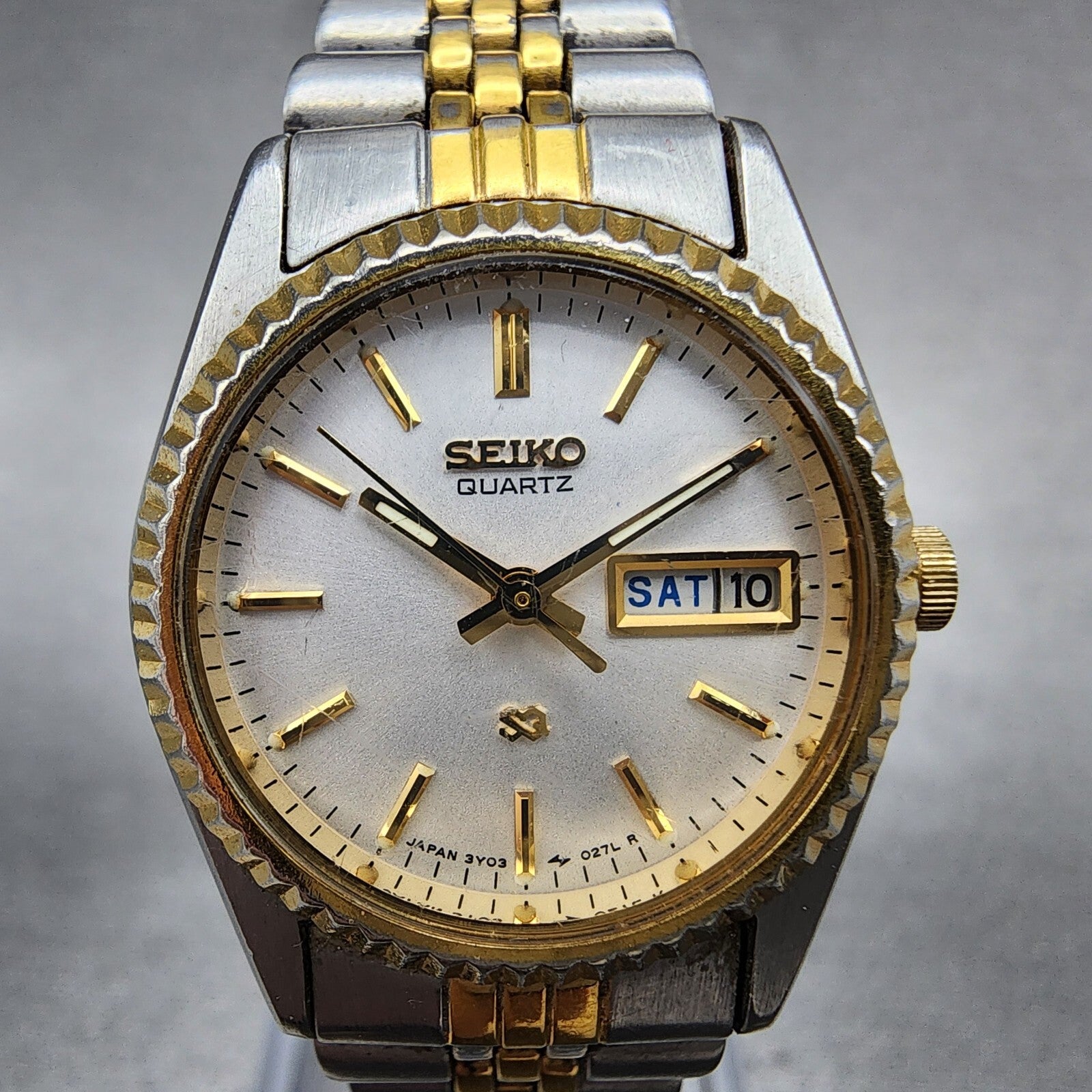 Seiko SQ Watch Women 24mm White Dial Two Tone Daydate 24mm Round New Battery1