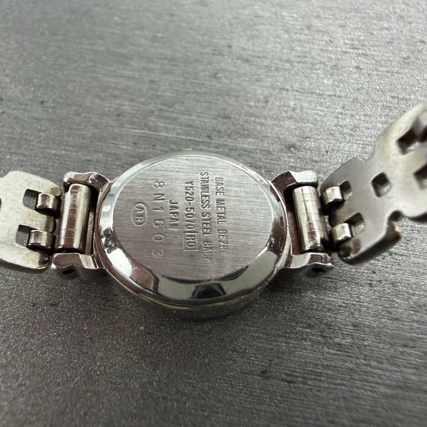 Seiko Alba Watch Women 15mm Silver Dial Two Tone Oval Y520-5070 New Battery VTG9