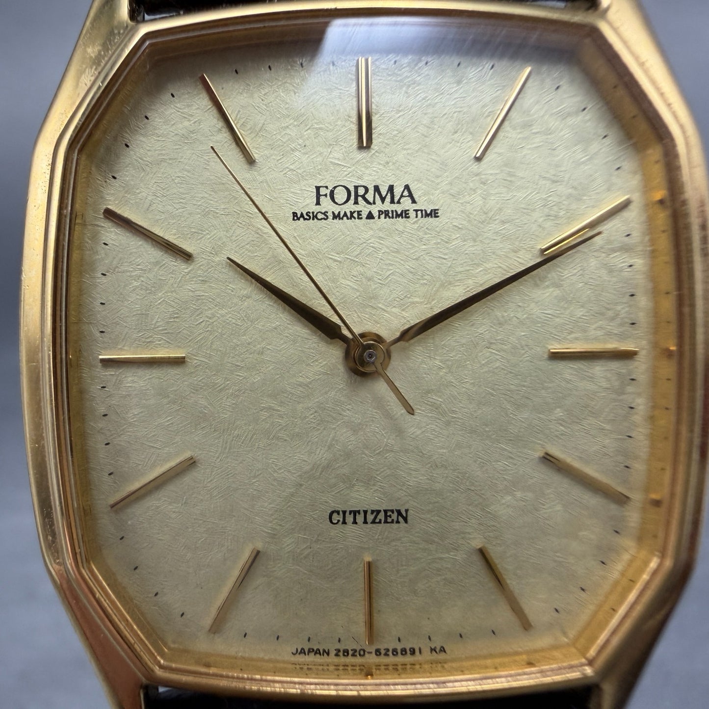 Citizen Forma Tank Watch Men 29mm Champagne Dial Gold Tone 2833-266196 New Batt1