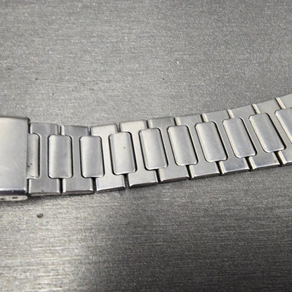 Seiko SQ Bracelet 19mm Stainless Steel Silver Tone Tri Folding Clasp READ!! Z3355