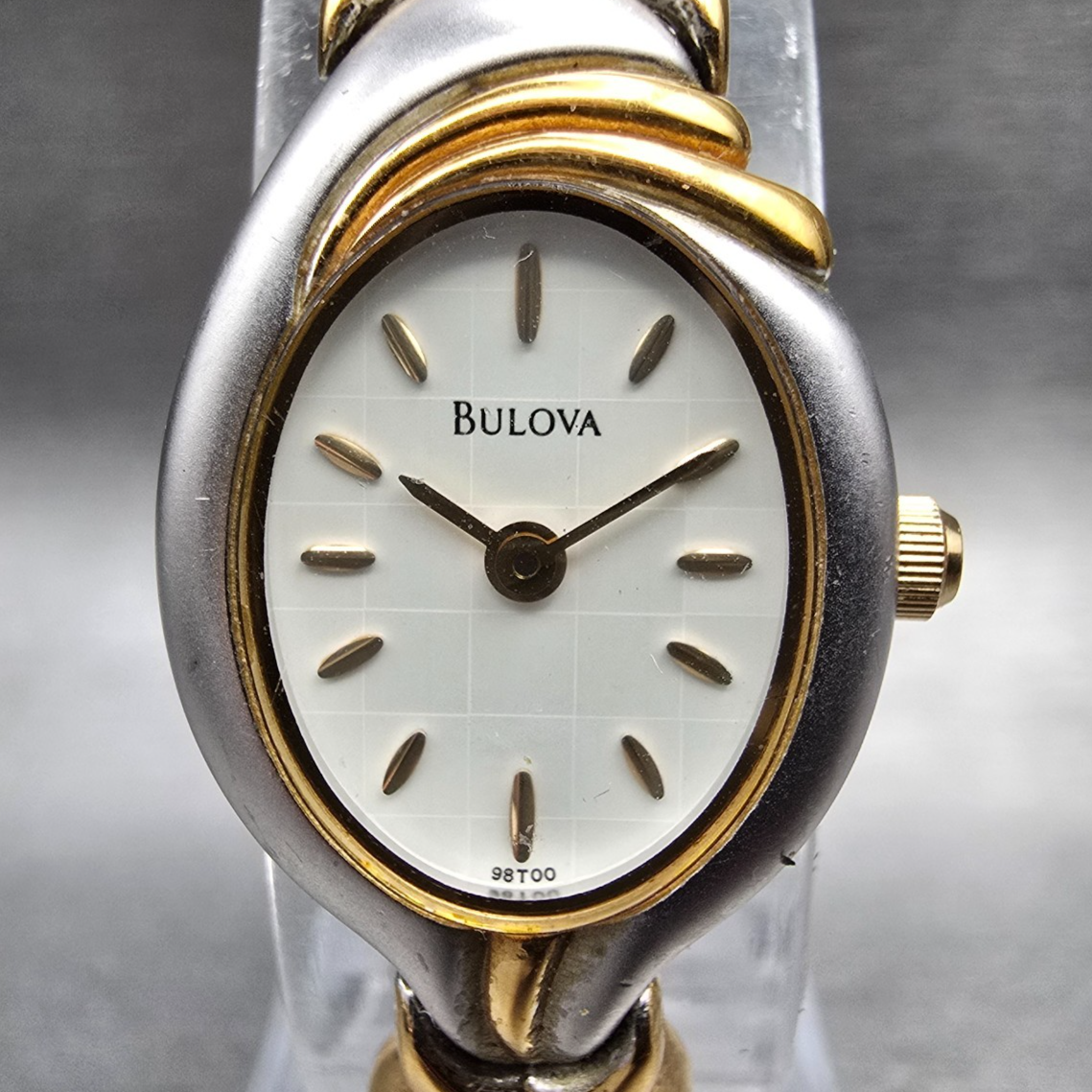 Bulova Watch Women 17mm MOP Dial Two Tone Oval 98T00 New Battery Bracelet VTG1