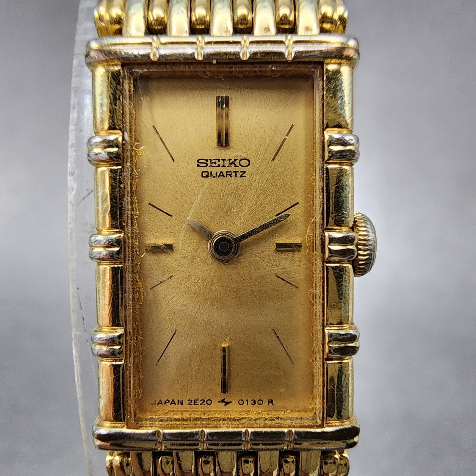 Seiko Tank Watch Women 12mm Champagne Dial Gold Tone 2e205070 New Battery1