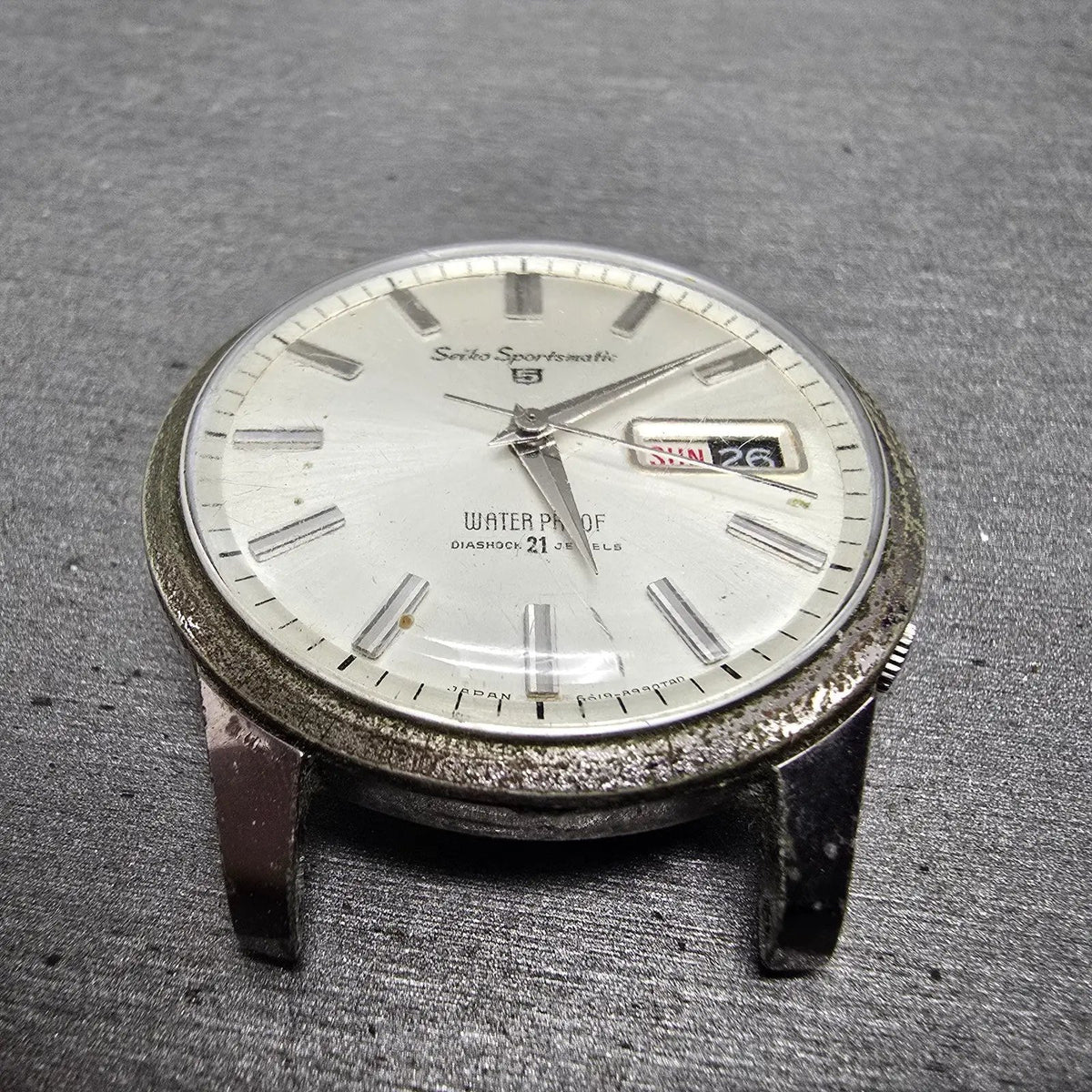Seiko 5 Sportsmatic Watch Men 36mm White Dial Silver Daydate 6619-8970 PARTS3