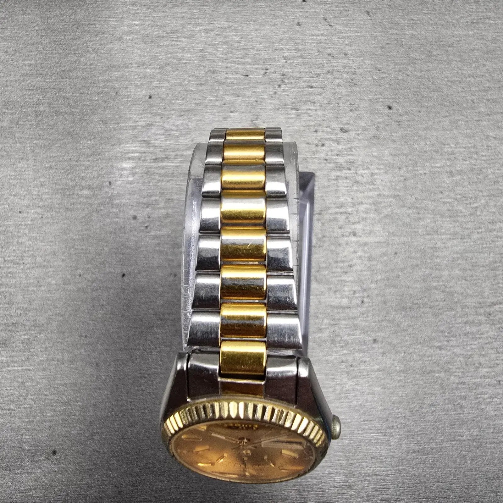 Seiko SQ Watch Women 24mm Gold Dial Two Tone Daydate 2A23-0030 New Battery VTG4