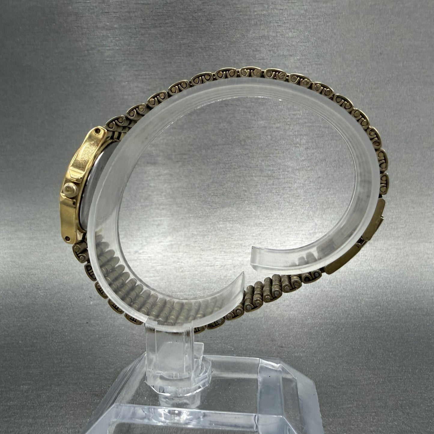Bulova Watch Women 24mm Champagne Dial Gold Tone Date 97N02 New Battery6