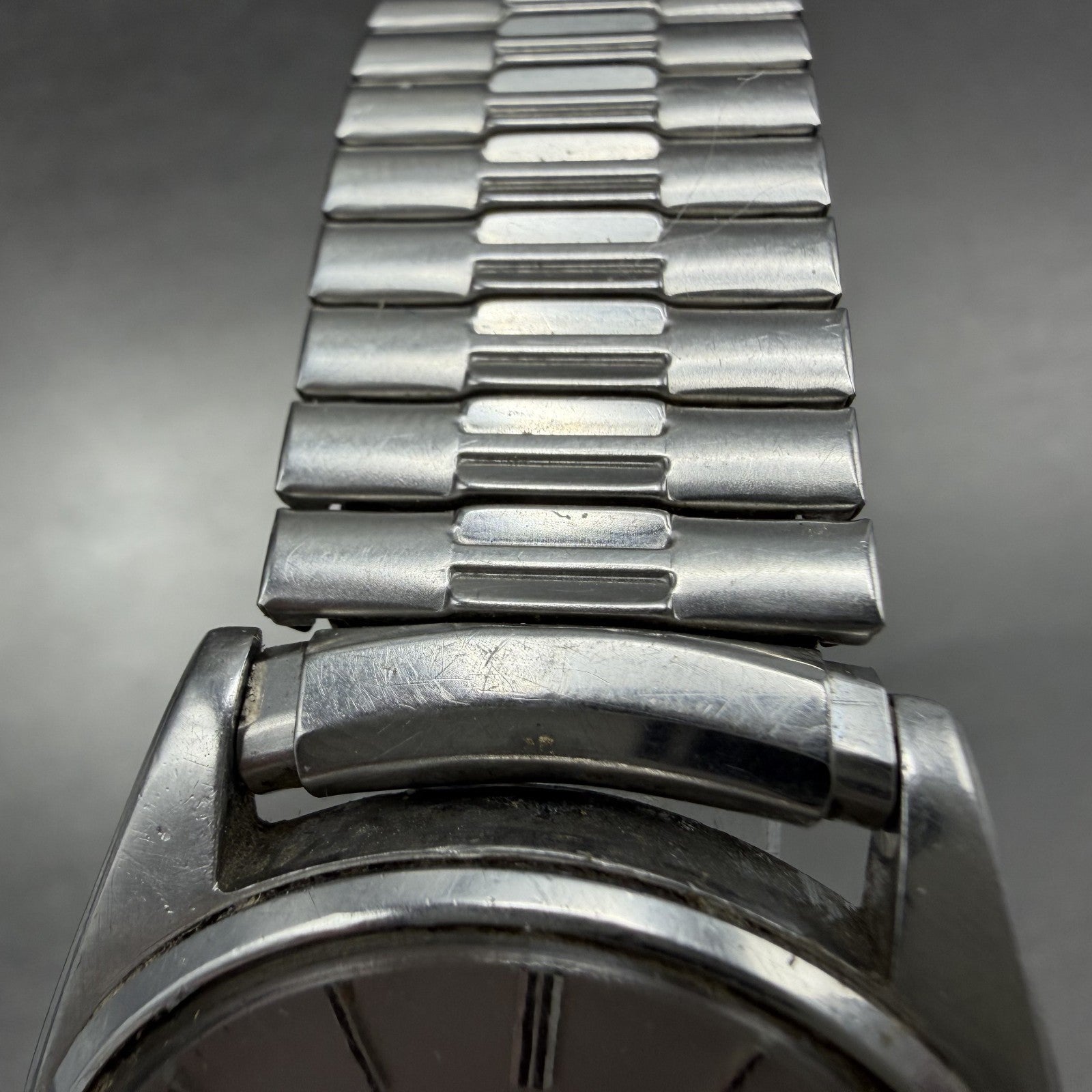 Seiko SQ Watch Men 35mm Silver Dial Silver Tone Daydate 8223-7189 New Batt4