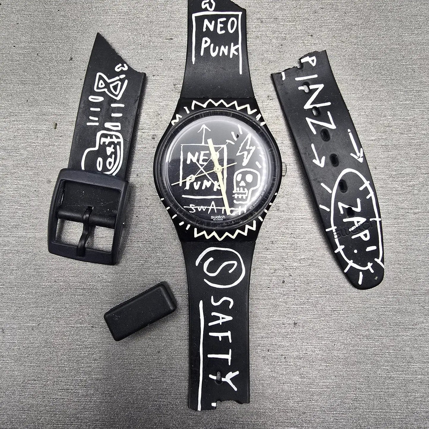 Swatch BAD TRIP Watch Men 33mm Black Dial Black Tone Round GB206 New Battery0