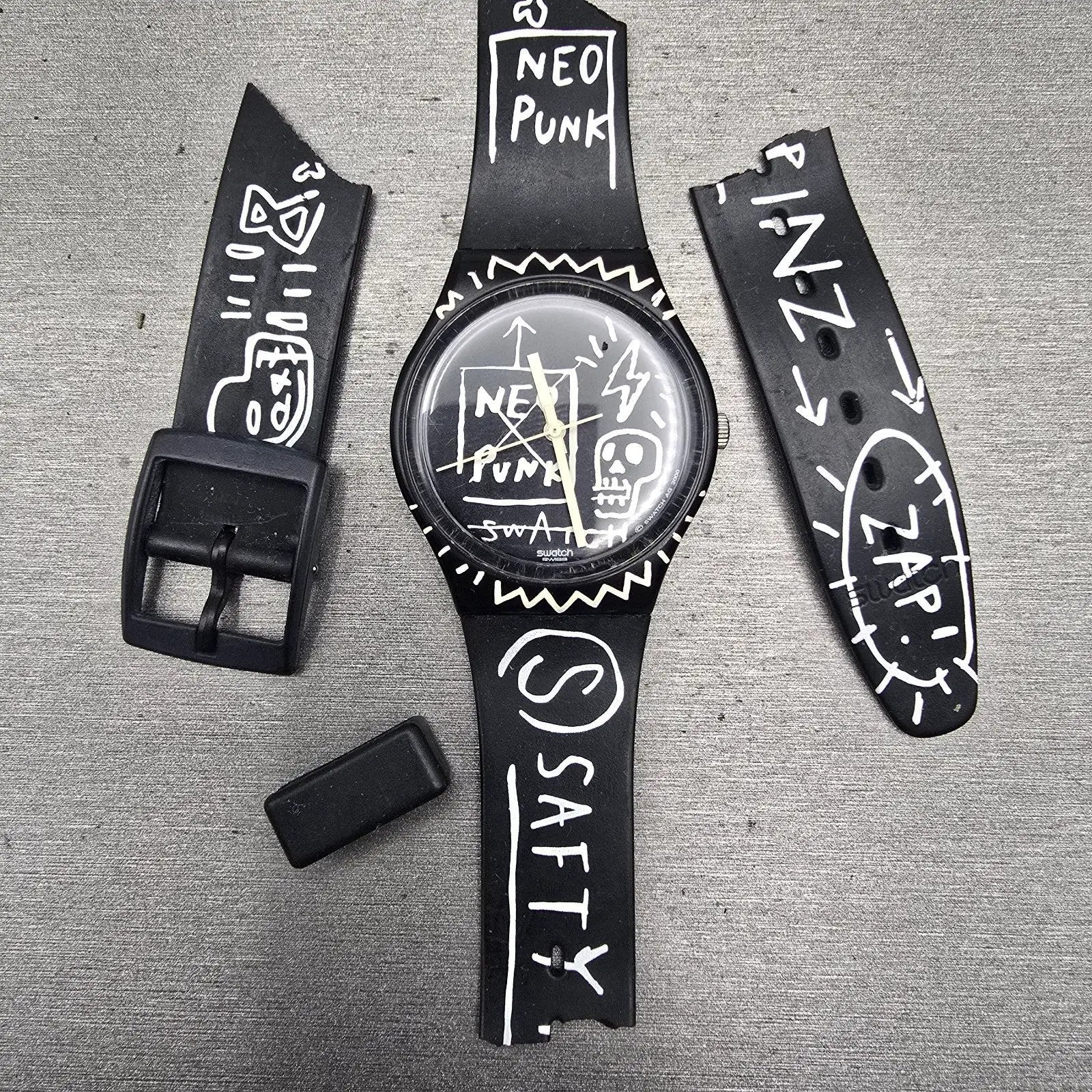 Swatch BAD TRIP Watch Men 33mm Black Dial Black Tone Round GB206 New Battery0